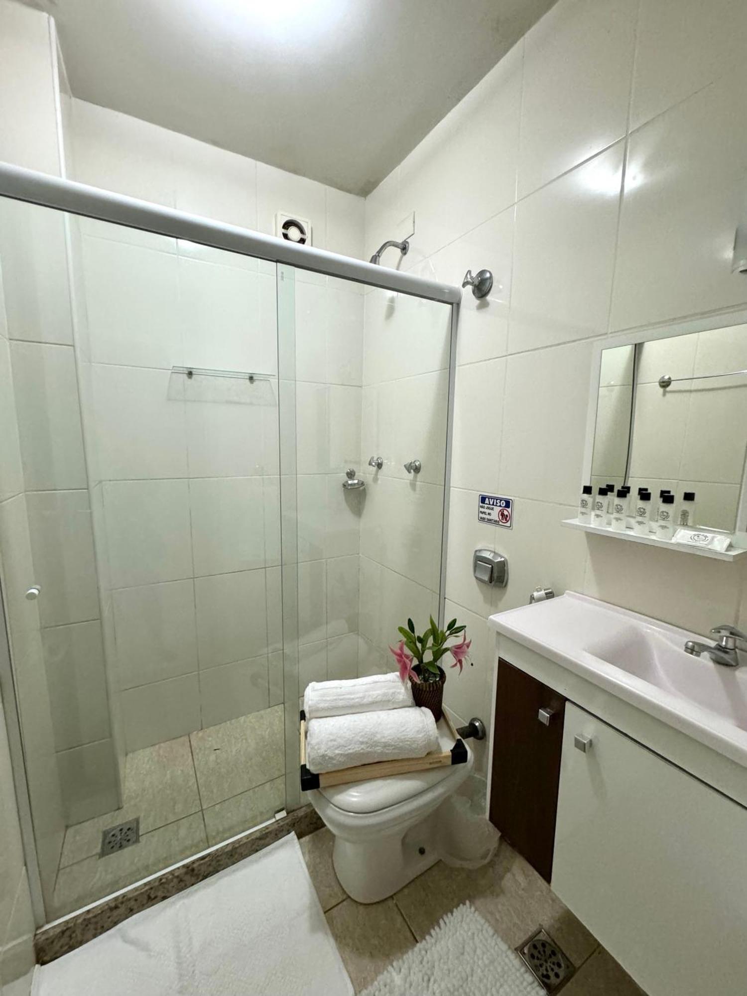 Apartamento Otimo Na Quadra Da Av Nsa C 1137 Ap401 Río de Janeiro